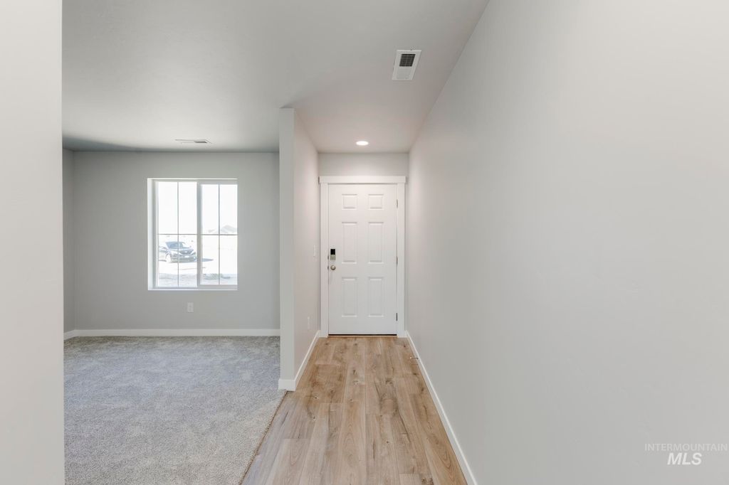 Photo of 13707 Nisene Ct, Caldwell, ID 83607 (MLS # 98970360)