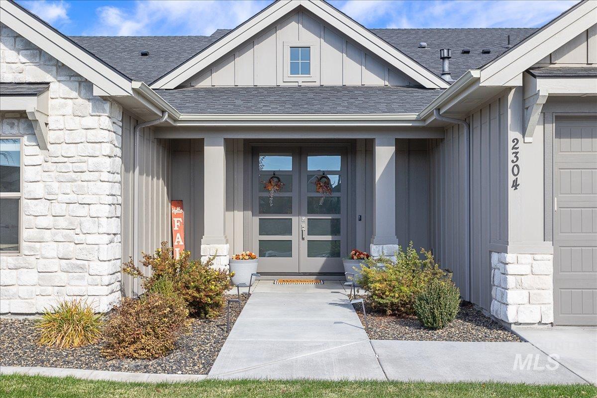 2304 S Pelion Drive