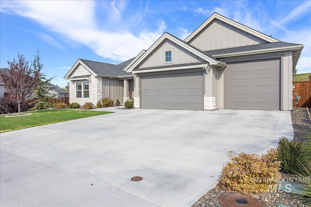 2304 S Pelion Drive