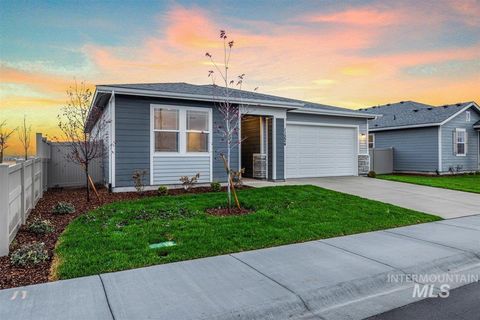 Photo of 7865 E Beaufort St, Nampa, ID 83687 (MLS # 98964757)