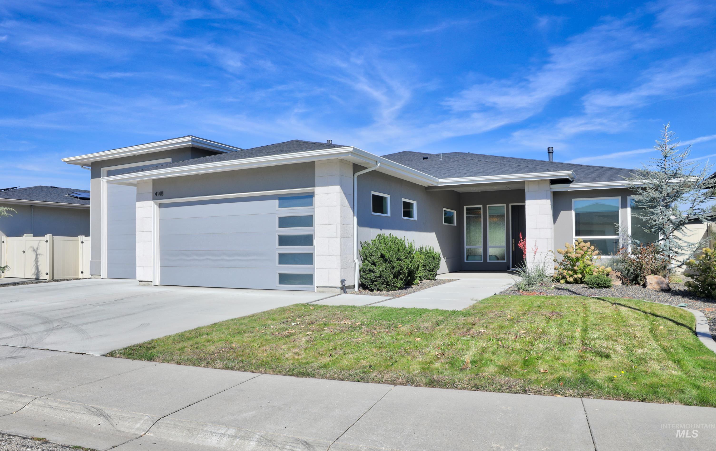 4148 E Copper Point