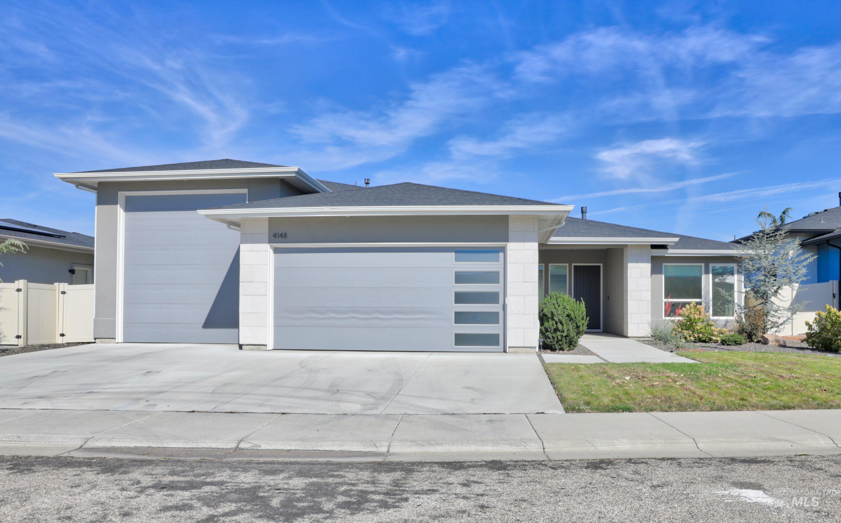 4148 E Copper Point