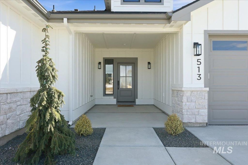 Photo of 513 W Millstone St, Middleton, ID 83644 (MLS # 98979219)