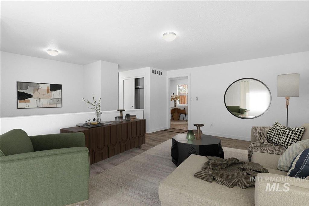 Photo of 2664 S Gourley St, Boise, ID 83705 (MLS # 98985318)