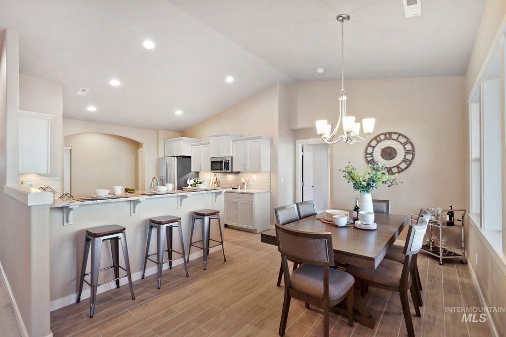 Photo of 11249 Bluefield Dr, Caldwell, ID 83605 (MLS # 98969320)