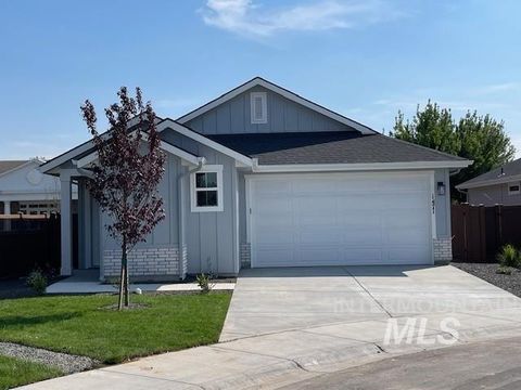 Photo of 1450 E Prairiefire St, Meridian, ID 83646 (MLS # 98942694)