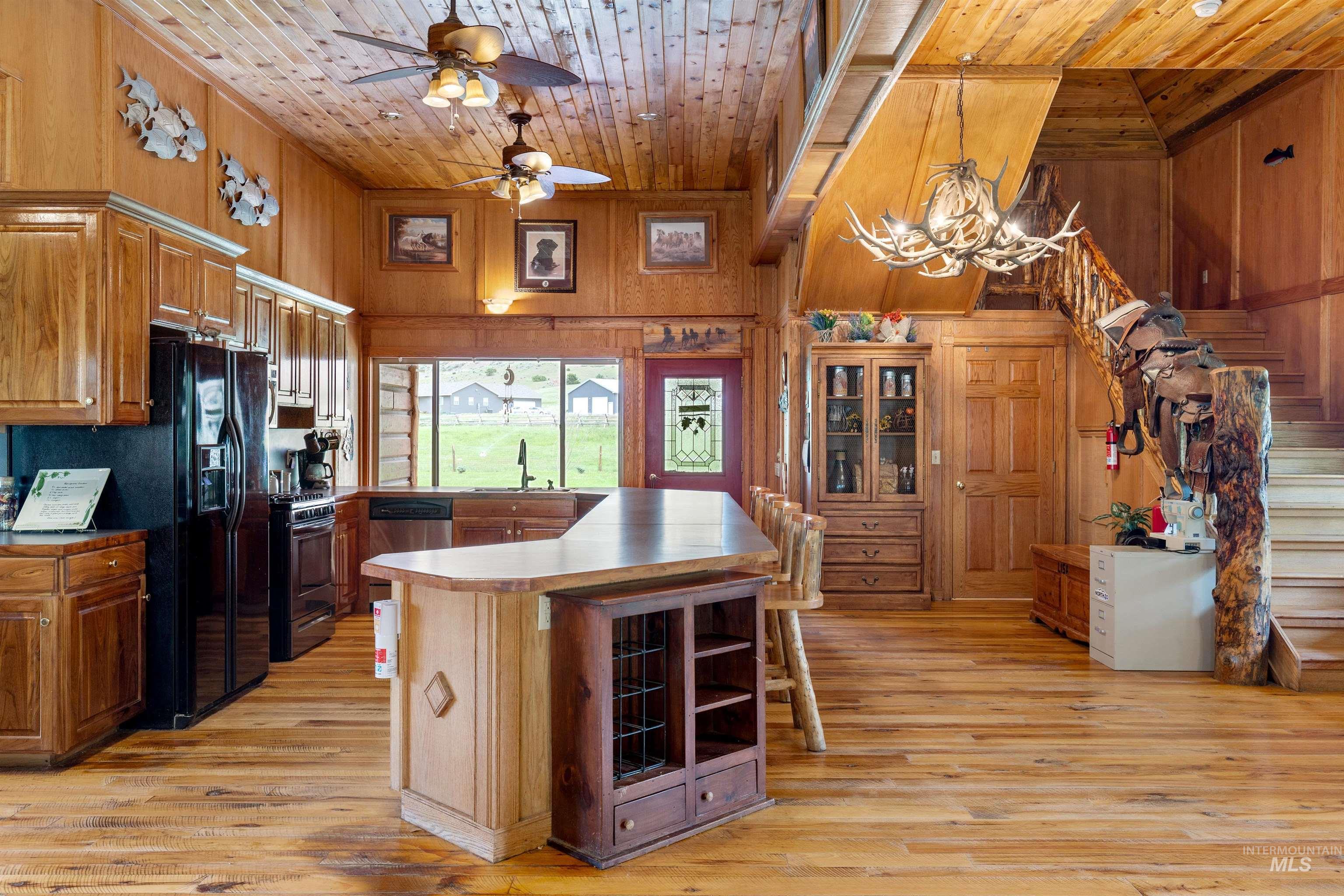 24 Ponderosa Rd.