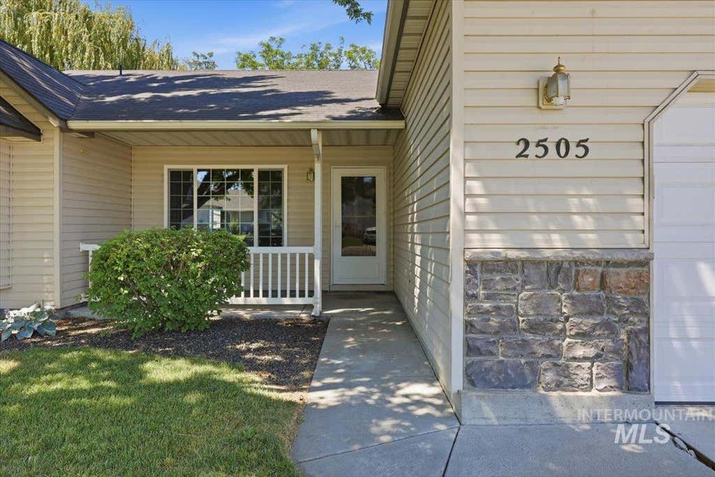 Photo of 2505 S Bluegrass Dr, Nampa, ID 83686 (MLS # 98994182)