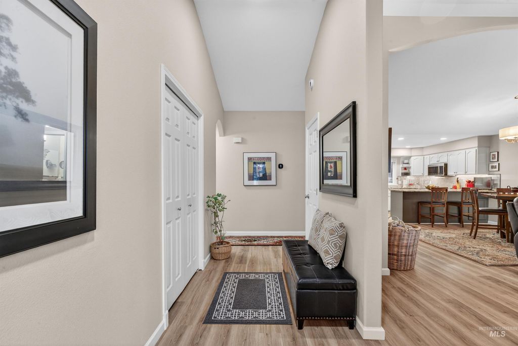 Photo of 930 Cypress Court #A, Lewiston, ID 83501 (MLS # 98975856)