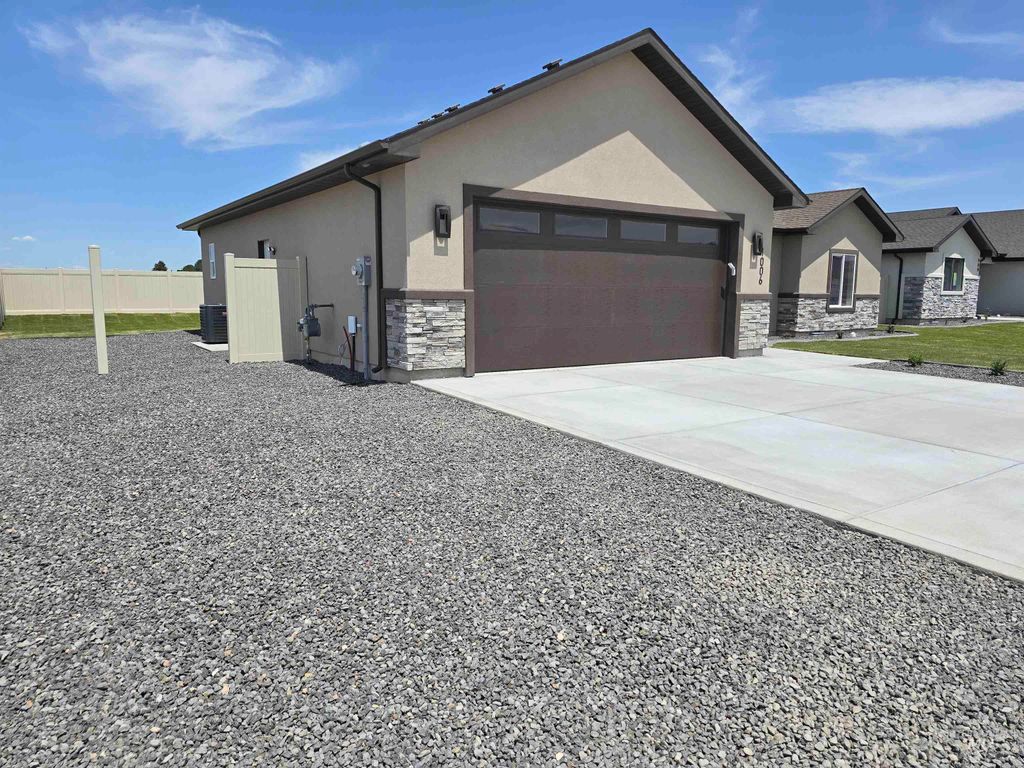 Photo of 962 Quartz Road, Kimberly, ID 83341 (MLS # 98984203)