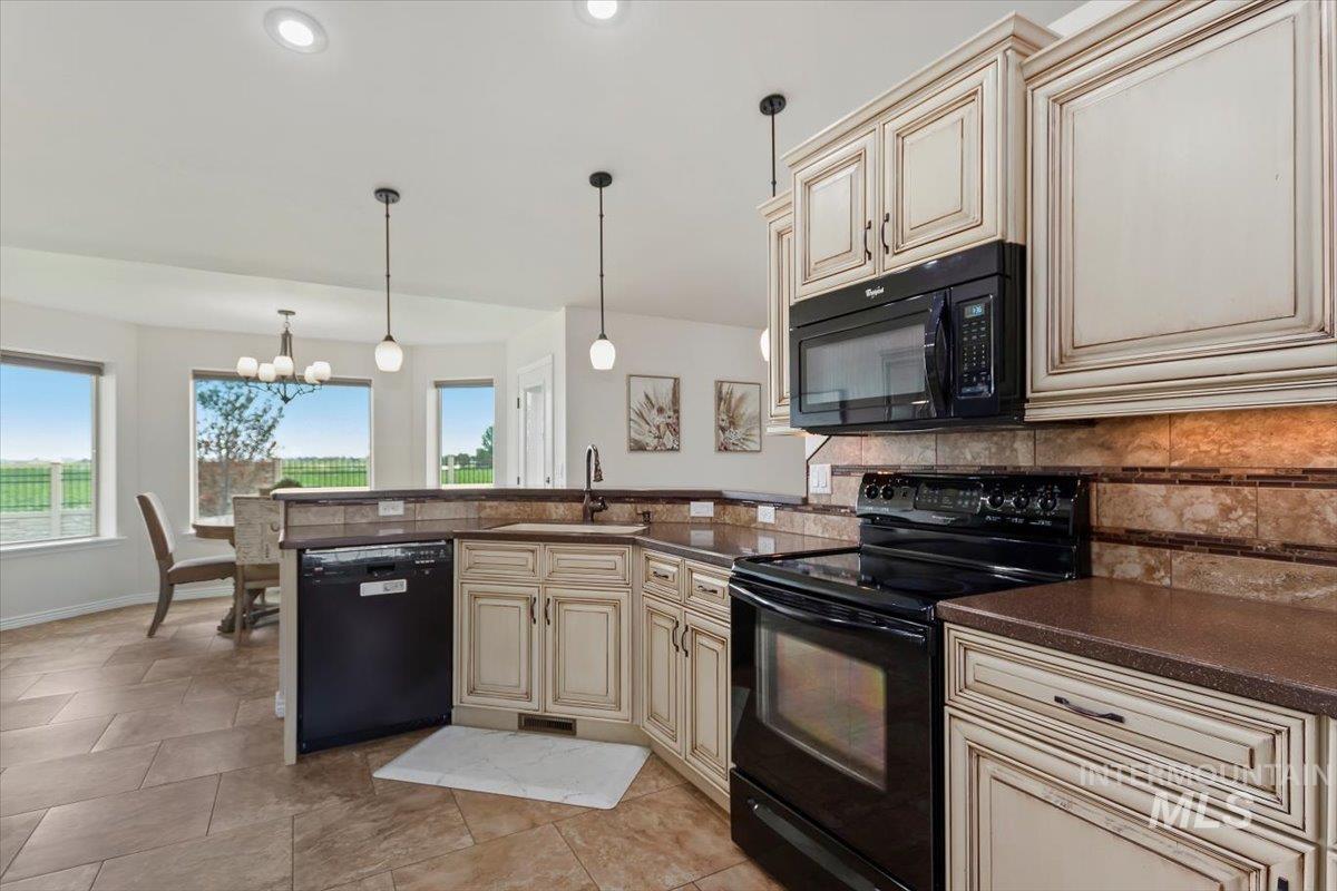 Kimberly, Idaho 83341, United States, 3 Bedrooms Bedrooms, ,3 BathroomsBathrooms,Residential,Active,18884