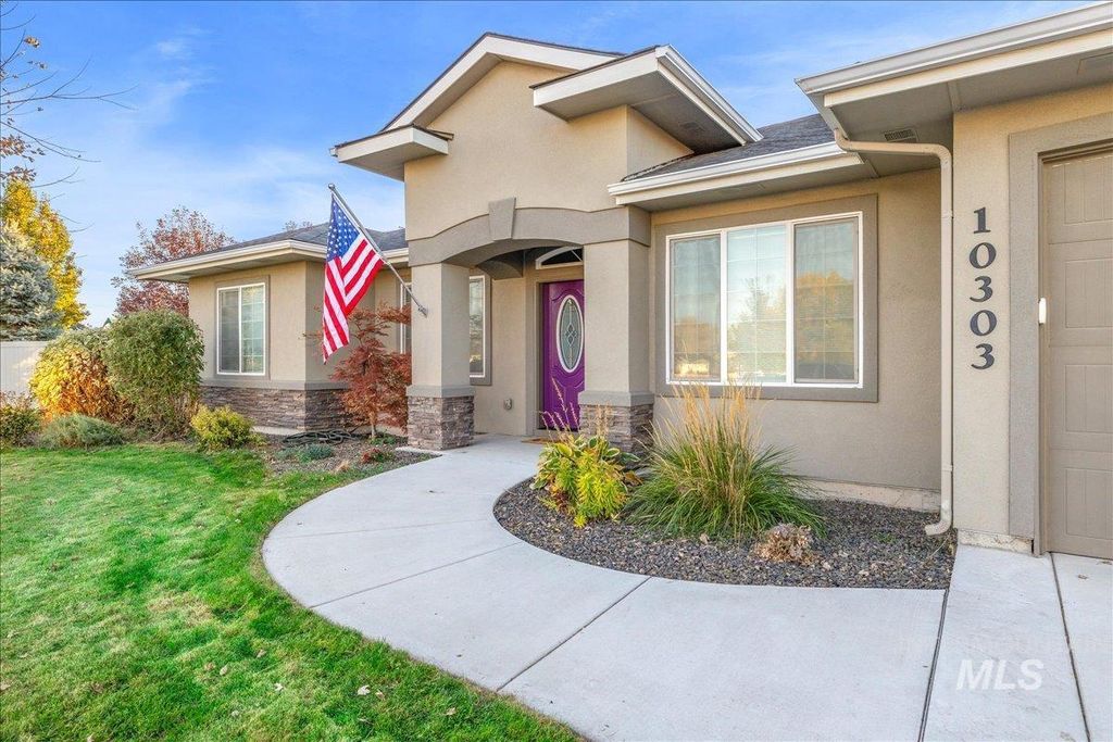 Photo of 10303 Ryan Peak Dr, Nampa, ID 83687 (MLS # 98976125)