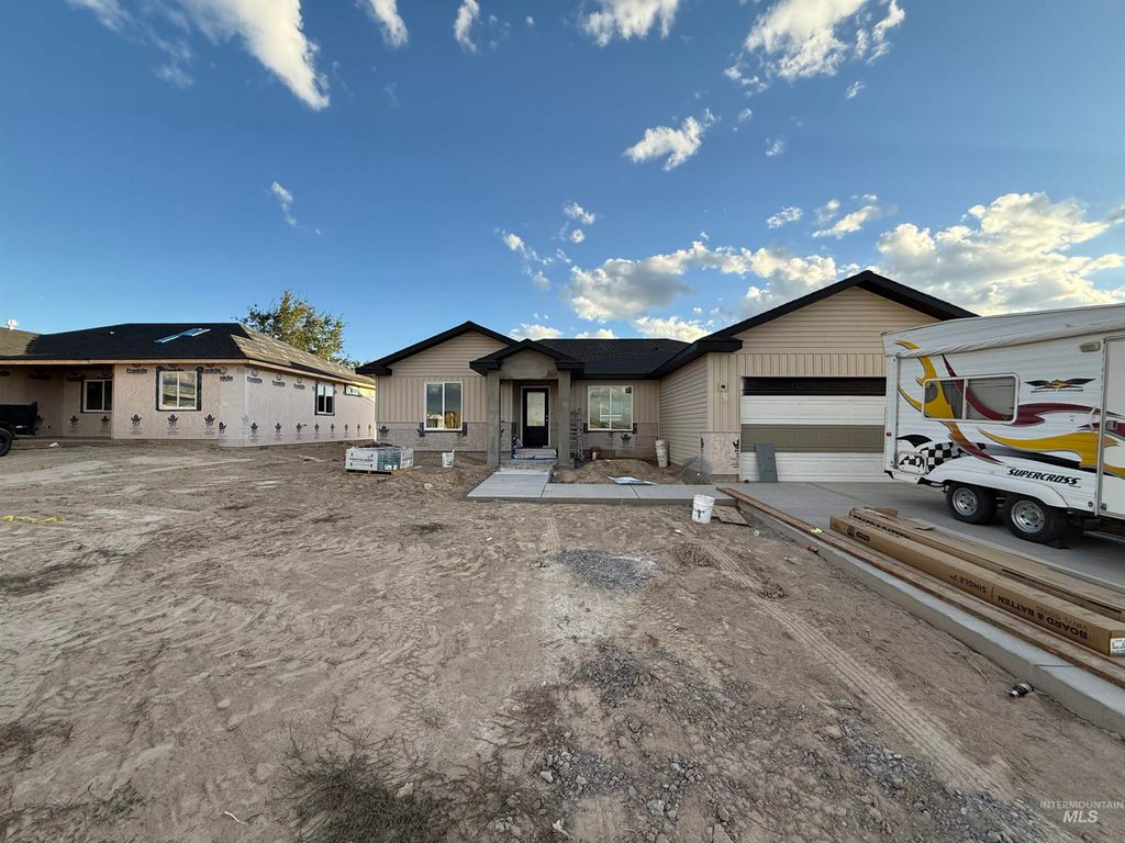 Photo of 925 E 23rd Ave #Lot 14 Block 4, Jerome, ID 83338 (MLS # 98959800)