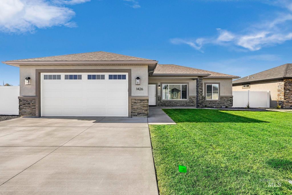 Photo of 1399 Haizlee Way, Twin Falls, ID 83301 (MLS # 98936025)