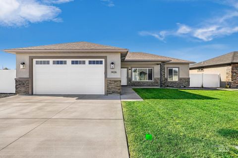 Photo of 1399 Haizlee Way, Twin Falls, ID 83301 (MLS # 98936025)