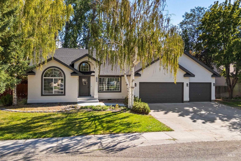 Photo of 1374 Galena Drive, Twin Falls, ID 83301 (MLS # 98998033)