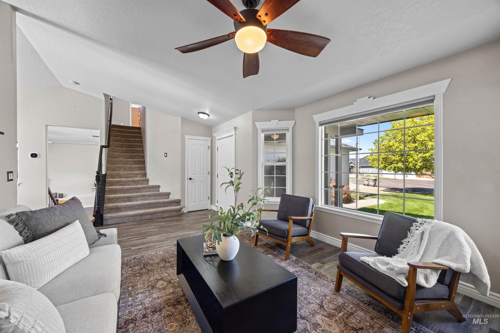Photo of 3711 E Sage Ct, Nampa, ID 83687 (MLS # 99000895)