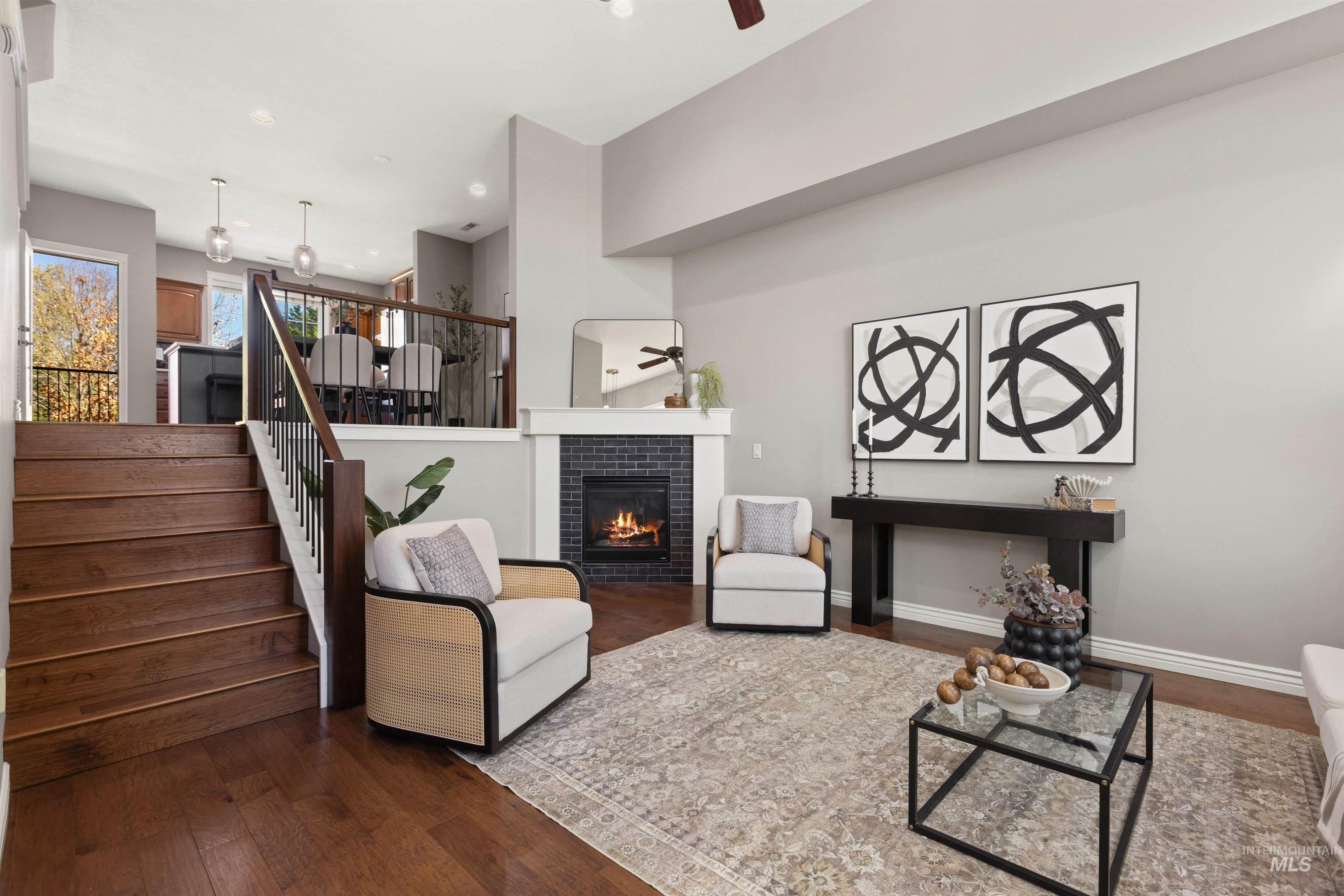 11244 W Knightsbridge Ct