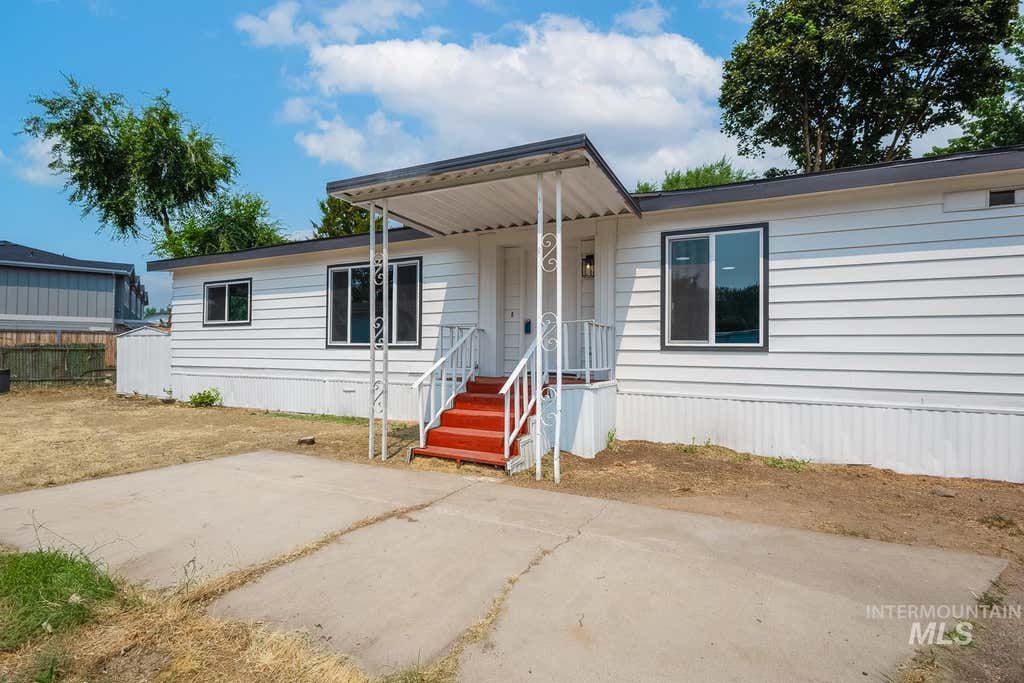 Photo of 1200 W Concord Ln, Boise, ID 83706 (MLS # 98994927)