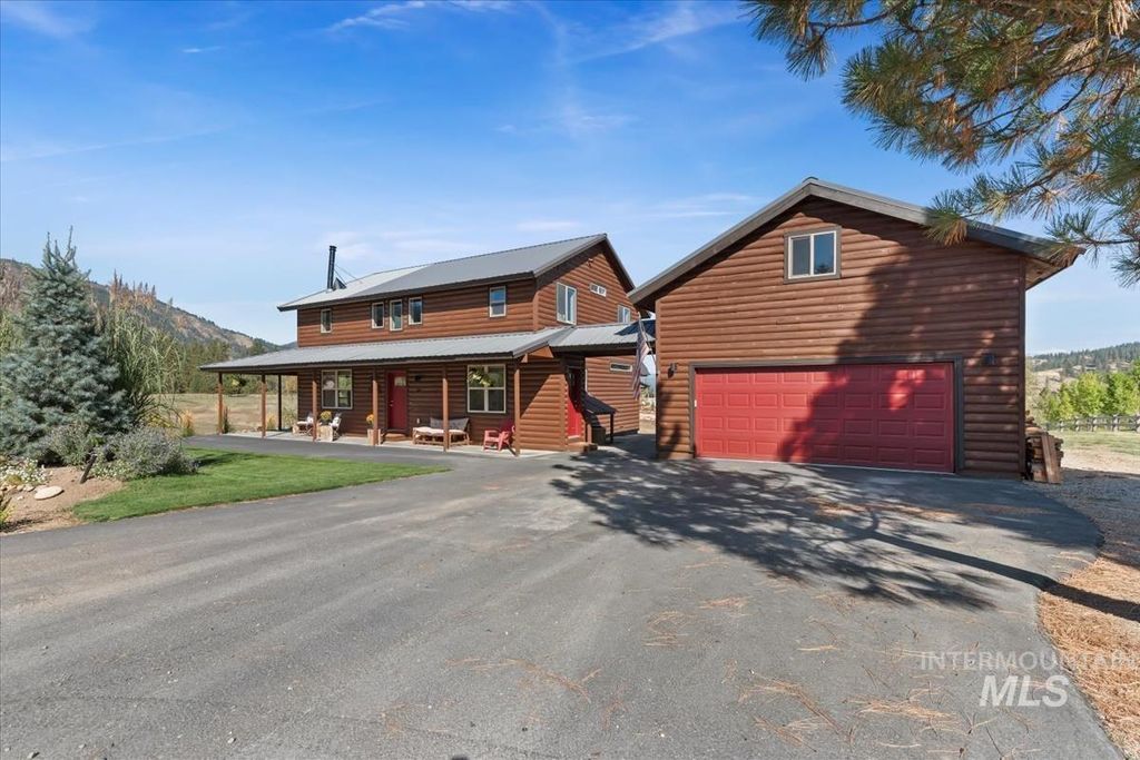 Photo of 34 Crosstimber Loop, Garden Valley, ID 83622 (MLS # 98962928)