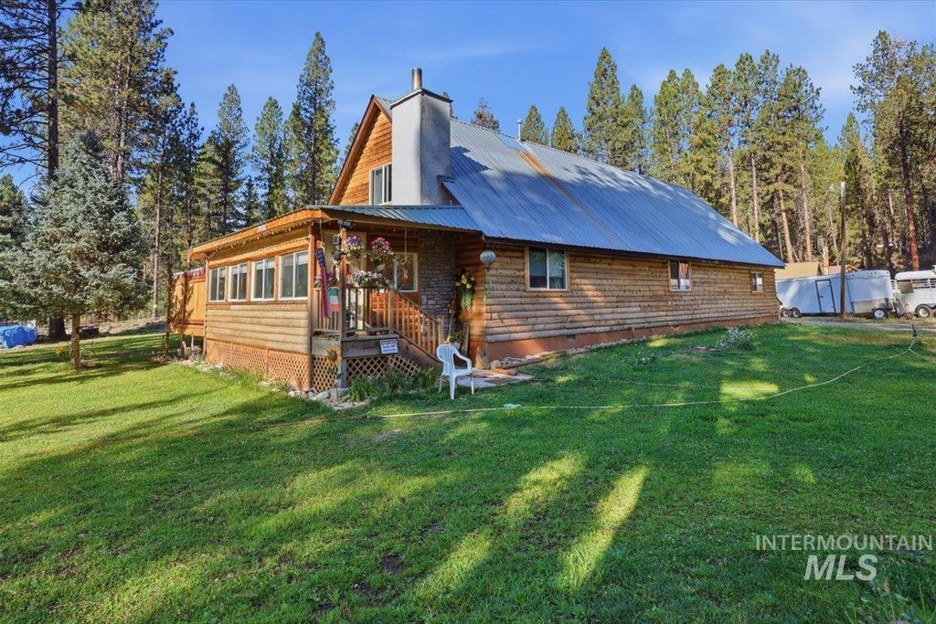 Photo of 8 Marka DR, Centerville, ID 83631 (MLS # 98999125)