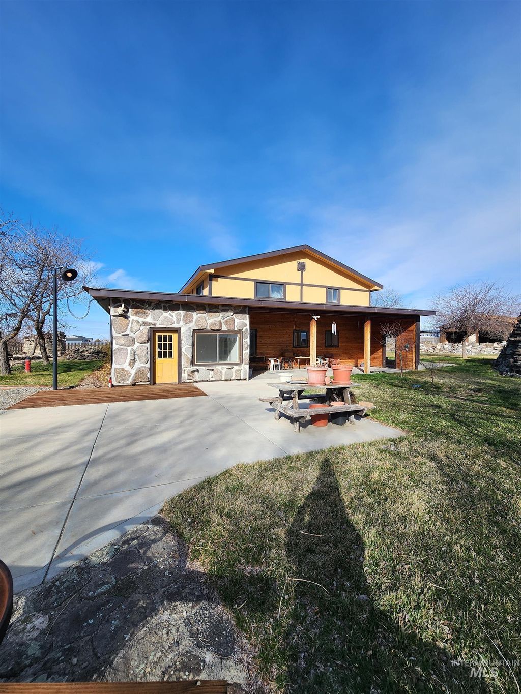 Photo of 11382 W Desert Duck Ave, Mountain Home, ID 83647 (MLS # 98977987)
