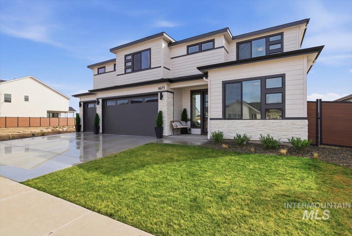 8673 W Inspirado Street