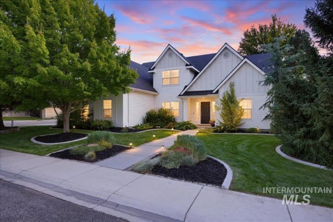 Photo of 2573 E Ridgedale Dr, Eagle, ID 83616 (MLS # 99001081)