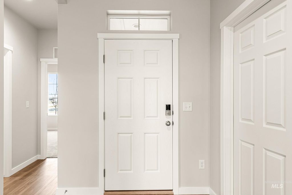 Photo of 7048 E Amber Springs St, Nampa, ID 83687 (MLS # 98979254)