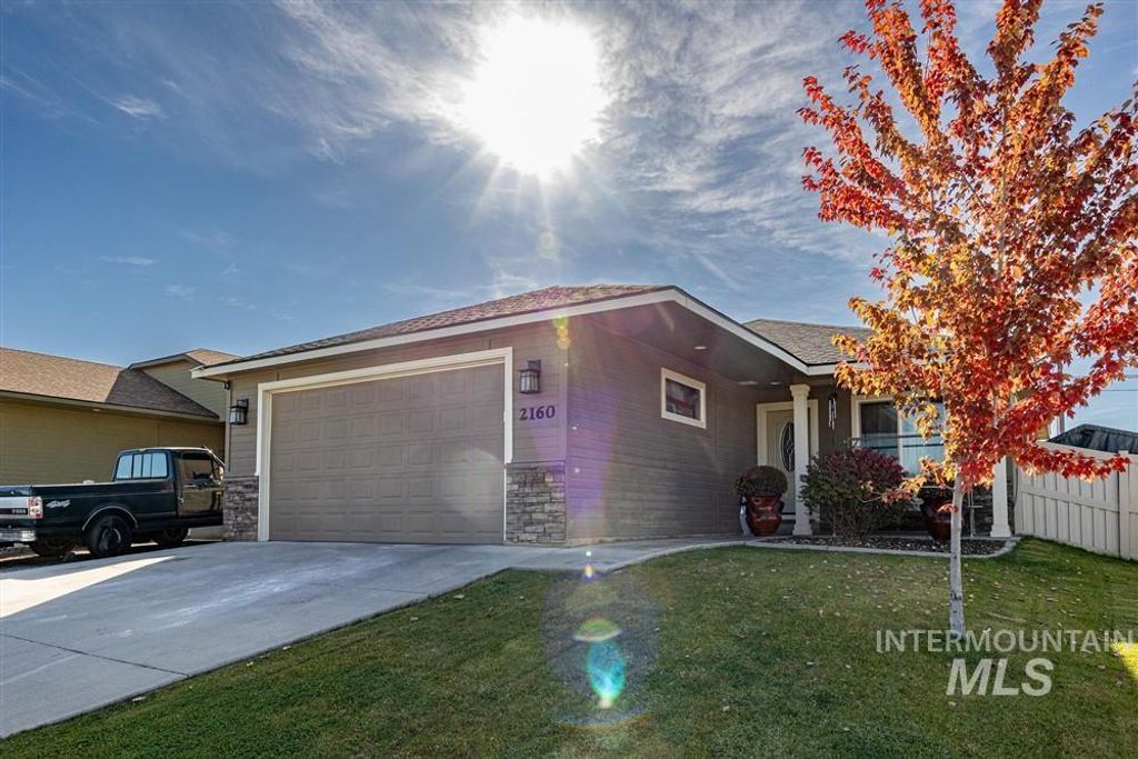 Photo of 2160 E Ridgeview Ave, Payette, ID 83661 (MLS # 98965610)