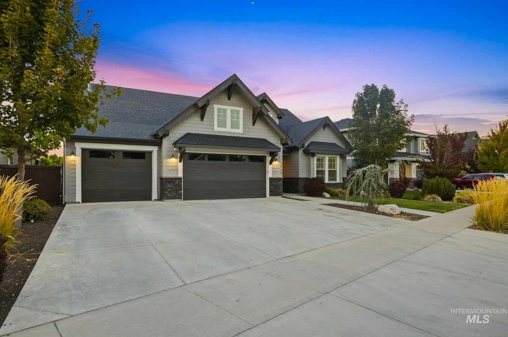Photo of 3936 W Farm View Drive, Boise, ID 83714 (MLS # 99000056)