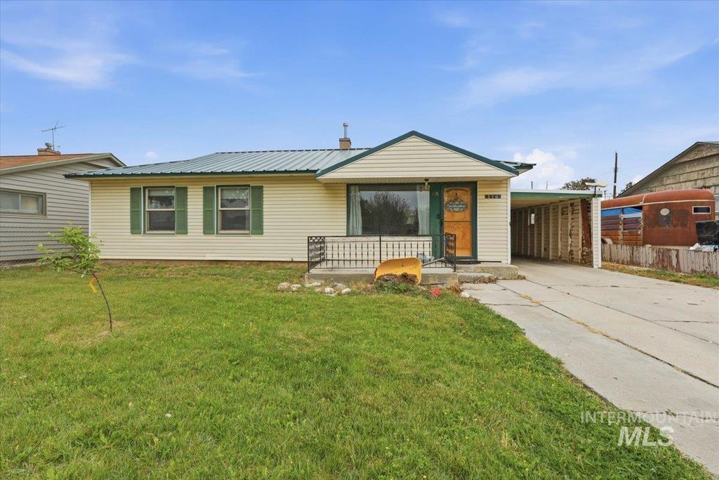 Photo of 116 Palo Alto DR, Caldwell, ID 83605 (MLS # 98985675)