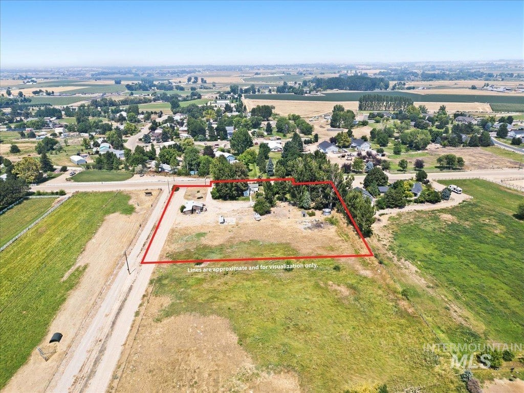 Photo of 6613 Wright Ln, Nampa, ID 83686 (MLS # 98996090)