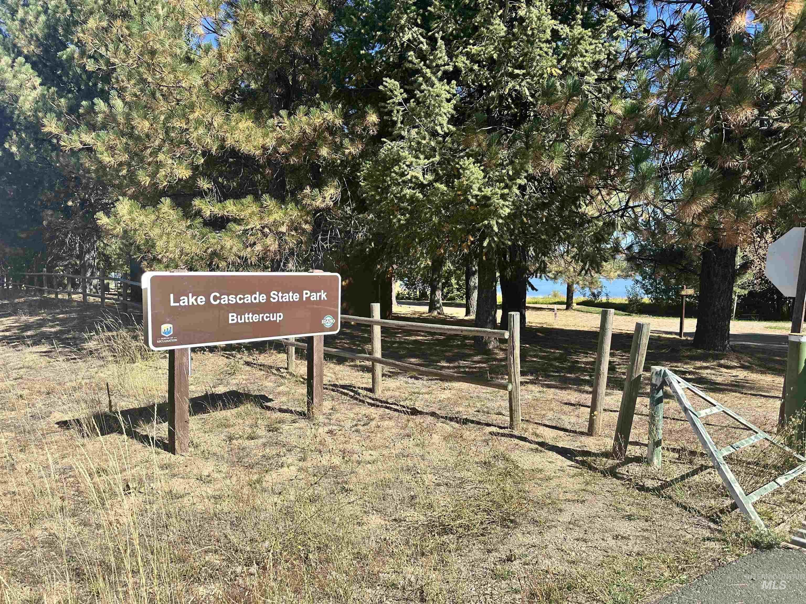 Across from Buttercup State Park