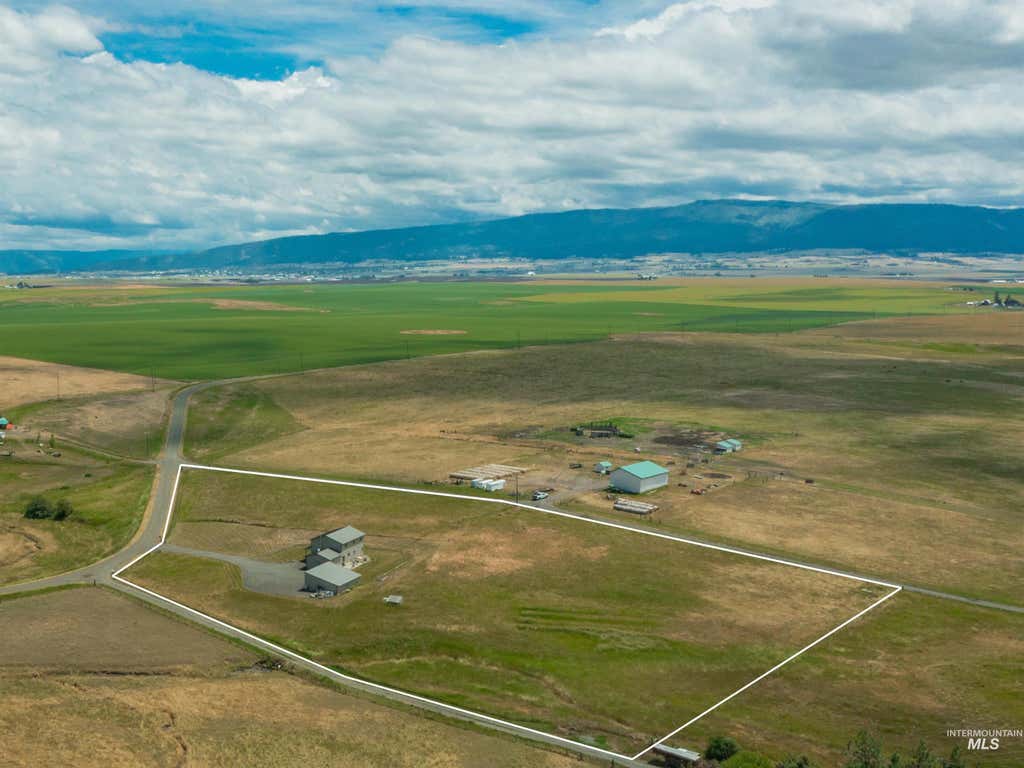 Photo of 668 Powerline Road, Grangeville, ID 83530 (MLS # 98996952)