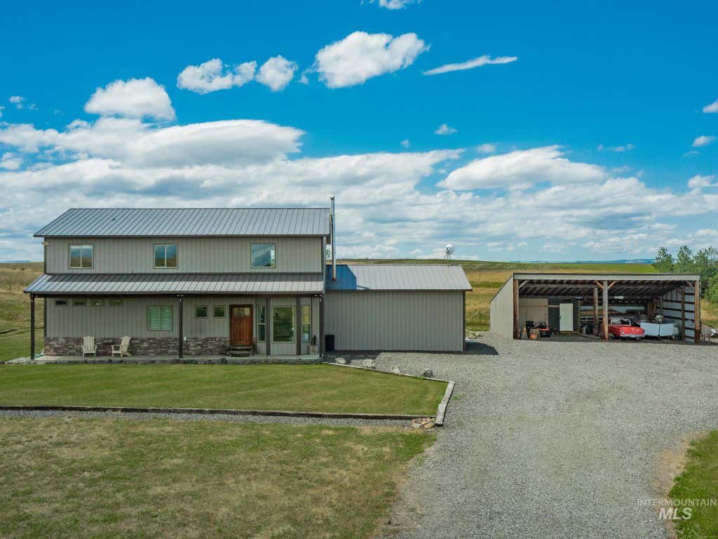 Photo of 668 Powerline Road, Grangeville, ID 83530 (MLS # 98996952)