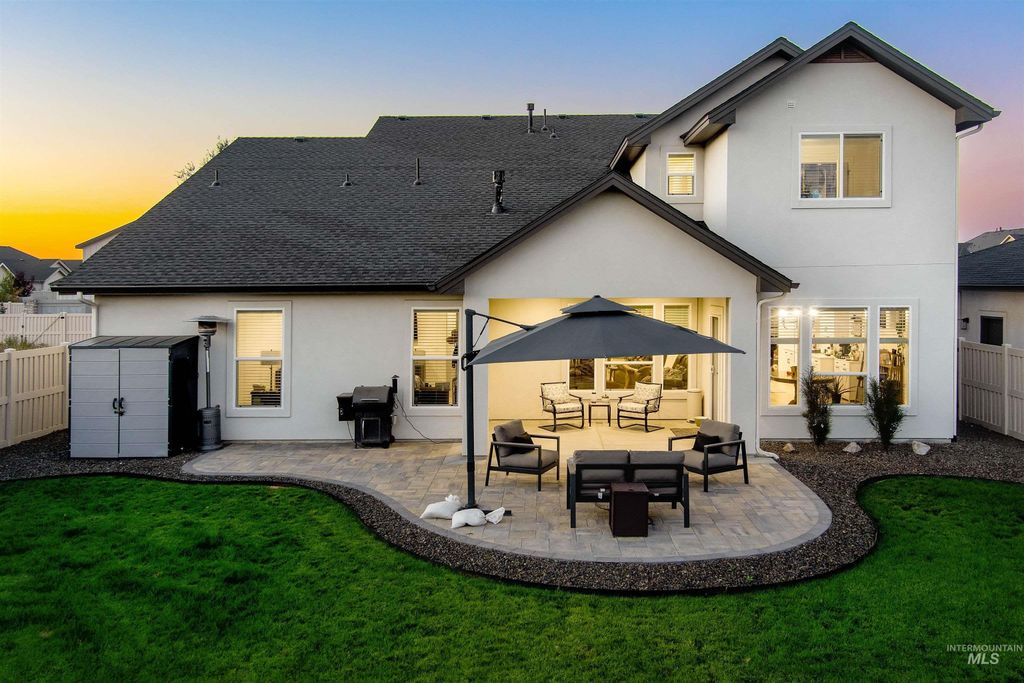 Photo of 4201 E Grayson Dr, Meridian, ID 83642 (MLS # 98973712)