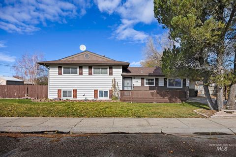 Photo of 320 E 23rd Dr, Burley, ID 83318 (MLS # 98966960)