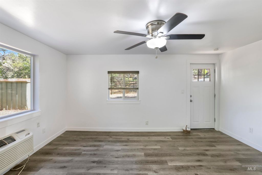 Photo of 231 E Reed Street, Hagerman, ID 83332 (MLS # 98973888)