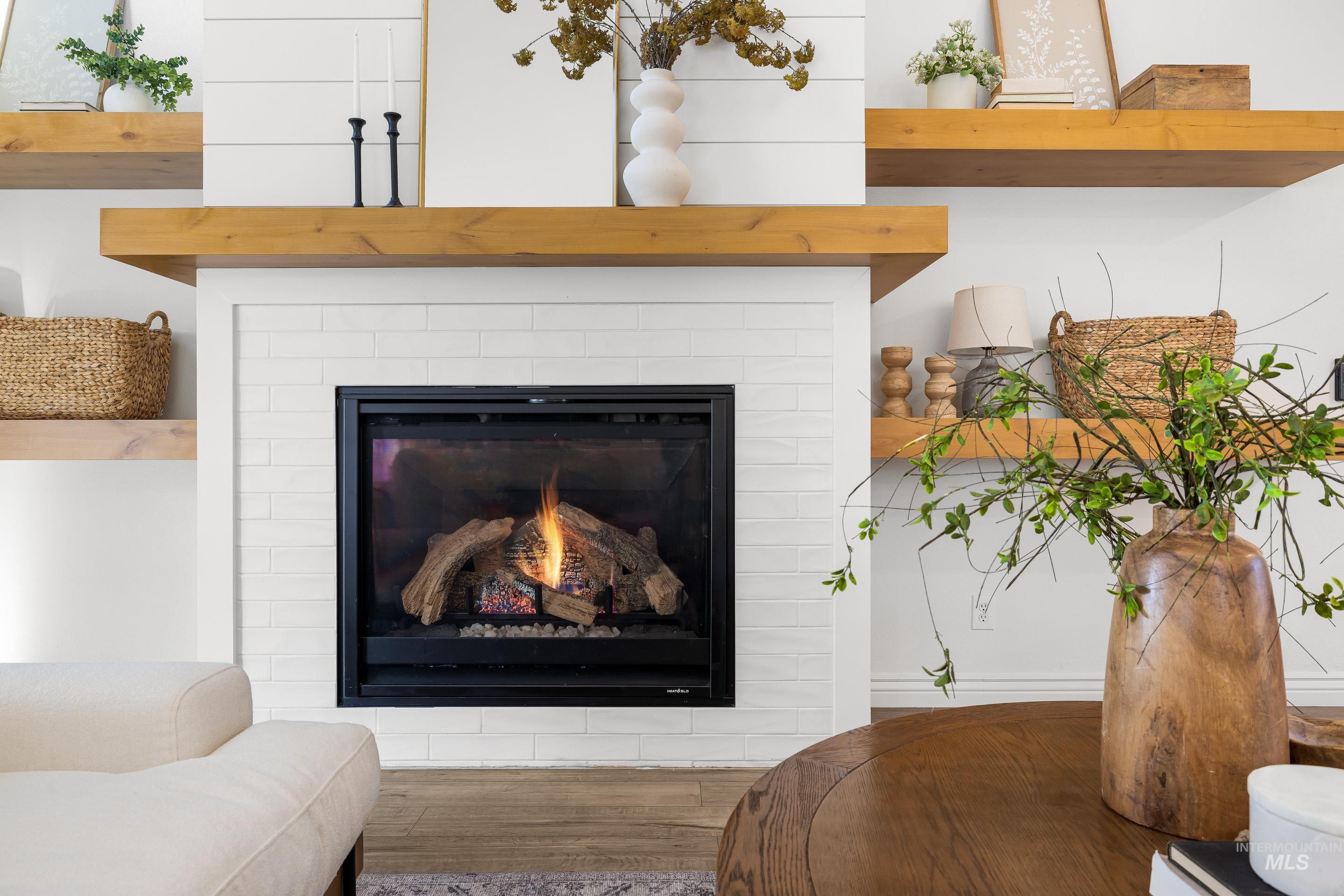 1197 N Cove Colony Way