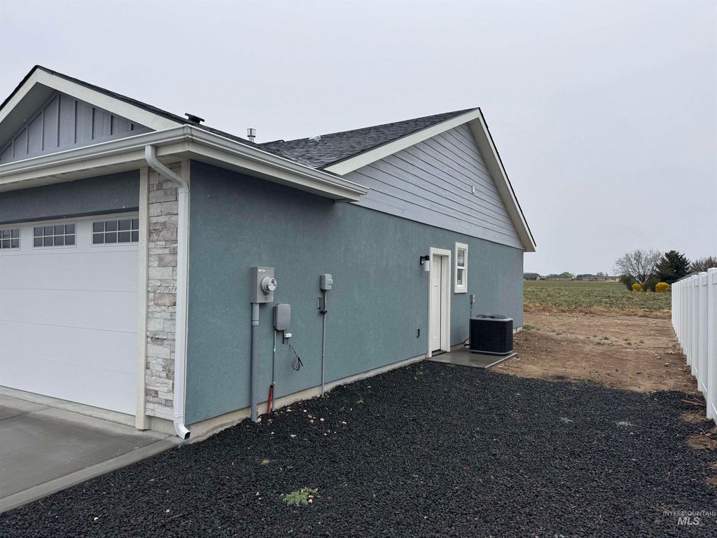 Photo of 1509 Tverdy Lane, Buhl, ID 83316 (MLS # 98980515)