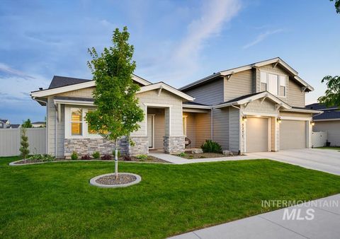 Photo of 5371 W Philomena Dr, Meridian, ID 83646 (MLS # 98991622)