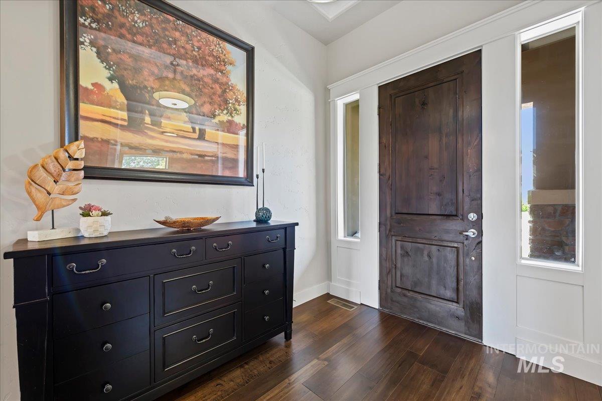 9279 W Wildbranch