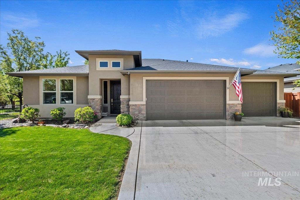 Photo of 9279 W Wildbranch Dr, Star, ID 83669 (MLS # 98984049)