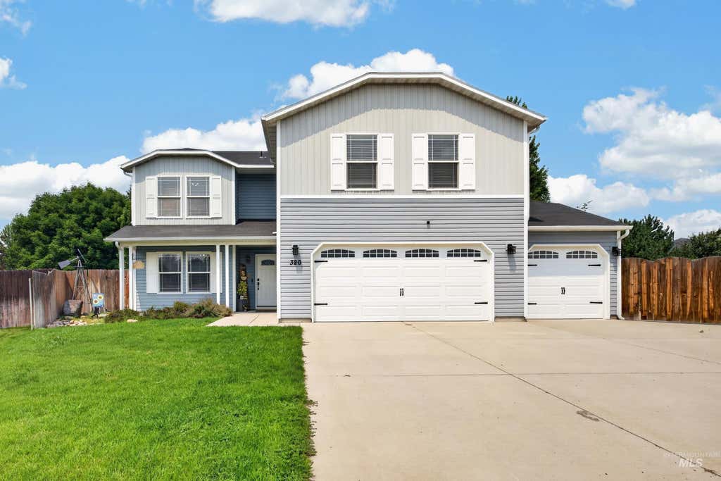 Photo of 320 E Walcott Lake Ct, Middleton, ID 83644 (MLS # 98996046)