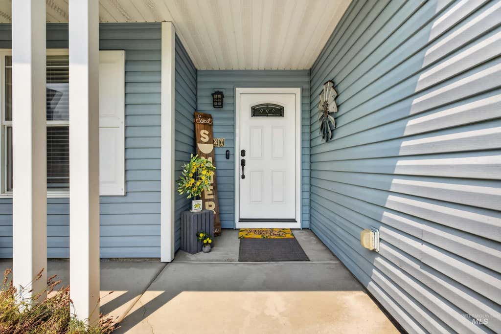 Photo of 320 E Walcott Lake Ct, Middleton, ID 83644 (MLS # 98996046)