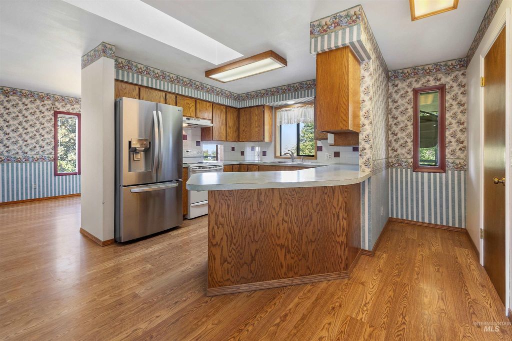 Photo of 3427 14th Street, Lewiston, ID 83501 (MLS # 98958331)