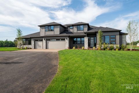 Photo of 7623 W Flathead Lake Street, Eagle, ID 83616 (MLS # 98968724)