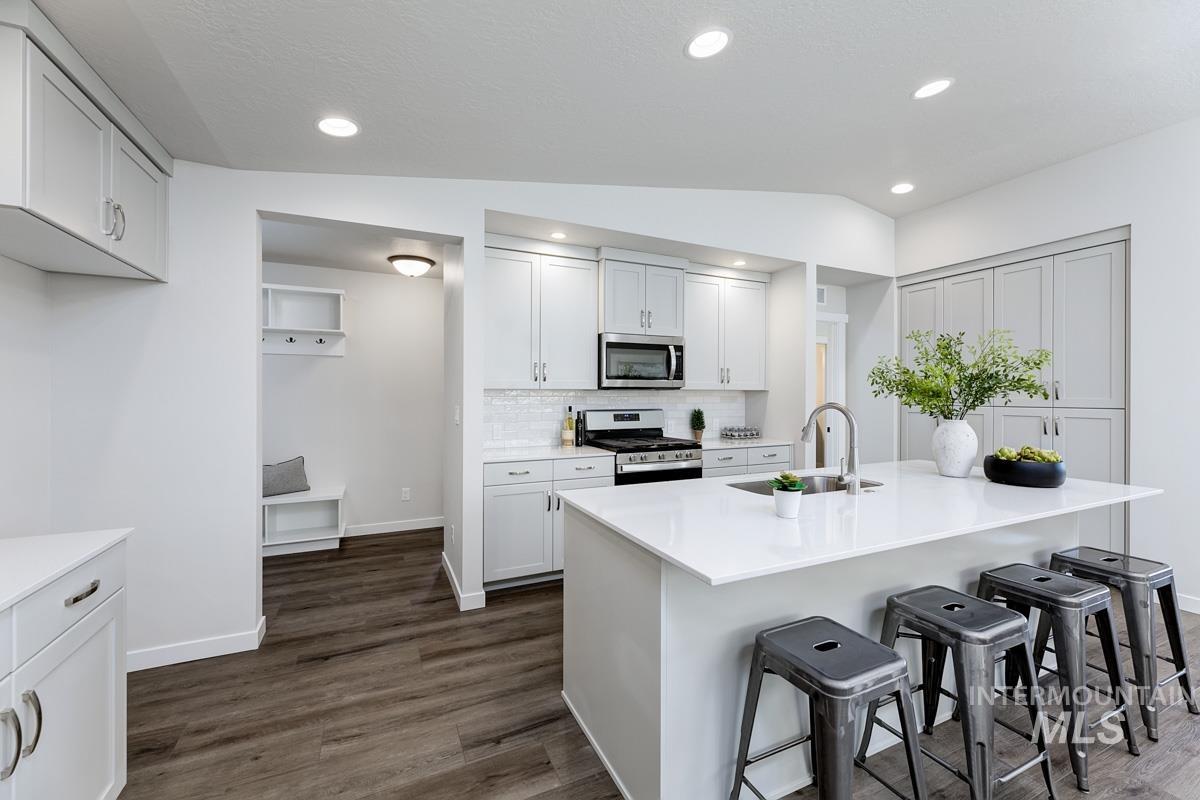 3457 S Cedarhurst Dr.