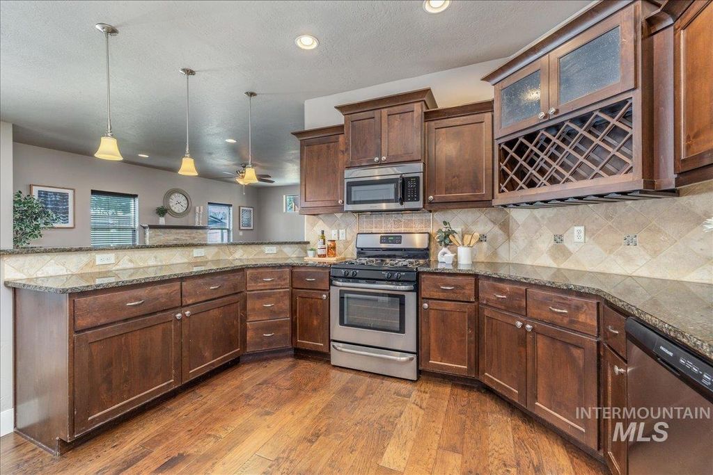 Photo of 6829 W Winston Ln, Boise, ID 83704 (MLS # 98979729)